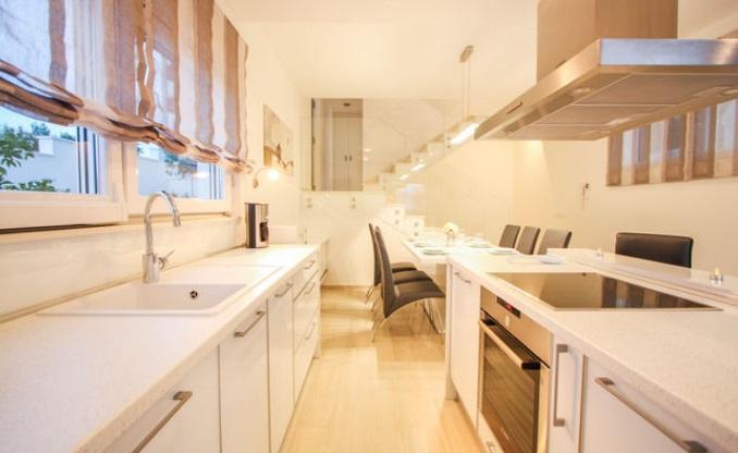 Image No.13-3 Bed Property for sale