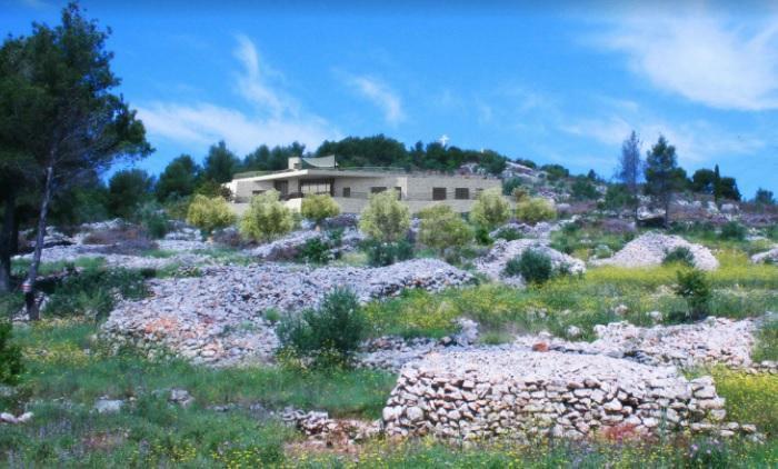 Image No.13-5 Bed Property for sale