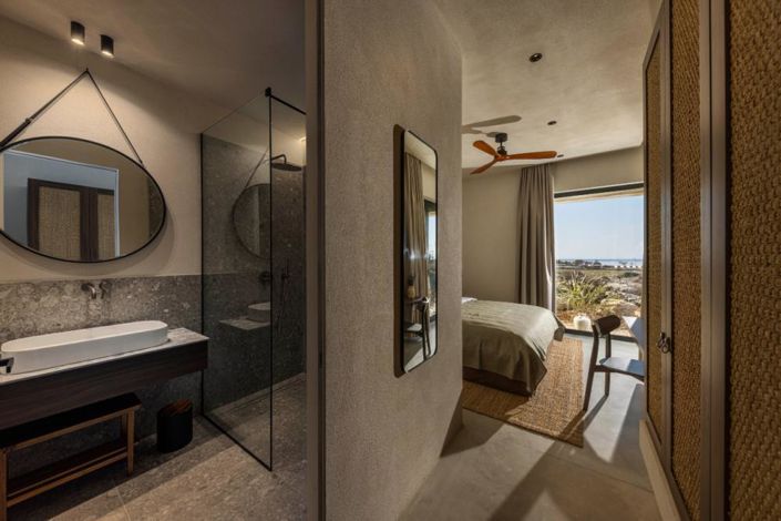 Image No.11-4 Bed Property for sale