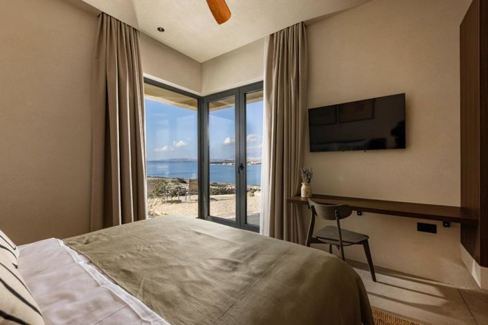 Image No.5-4 Bed Property for sale