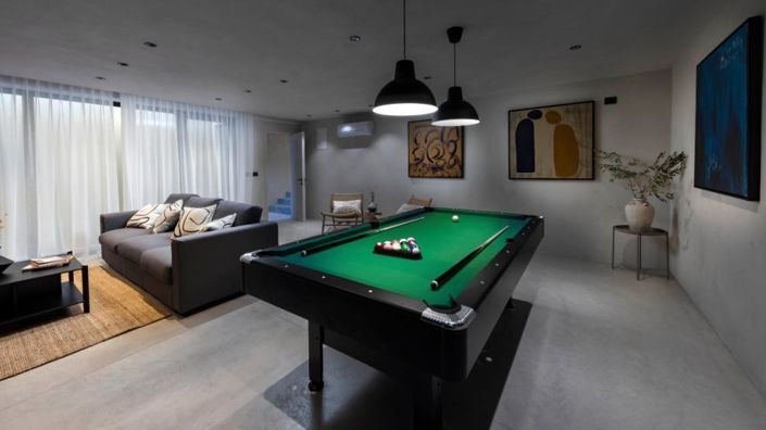 Image No.9-4 Bed Property for sale