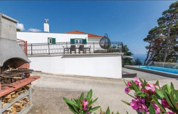 Image No.15-4 Bed Property for sale