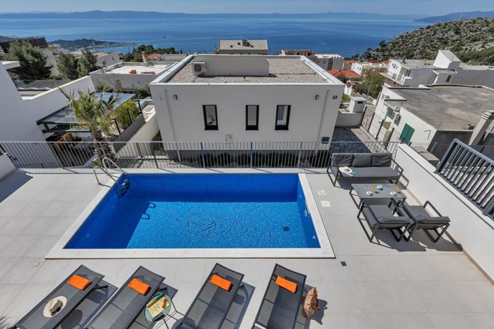 Image No.5-4 Bed Property for sale