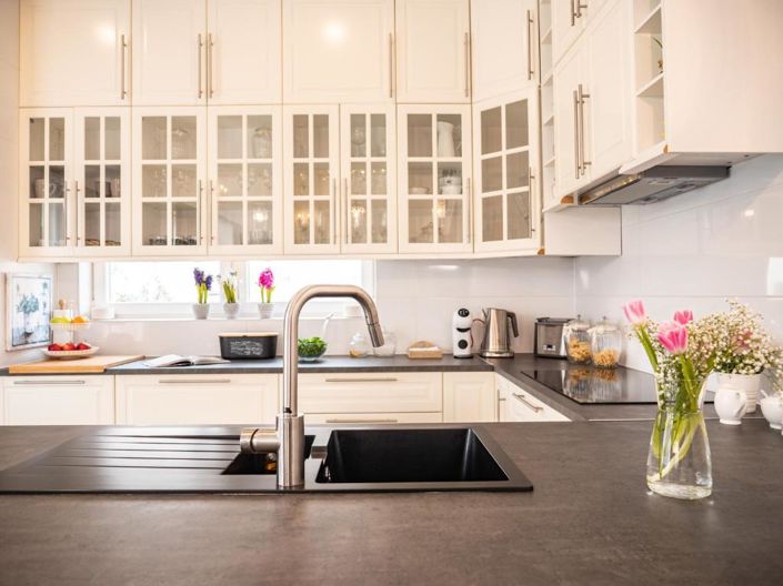 Image No.15-3 Bed Property for sale