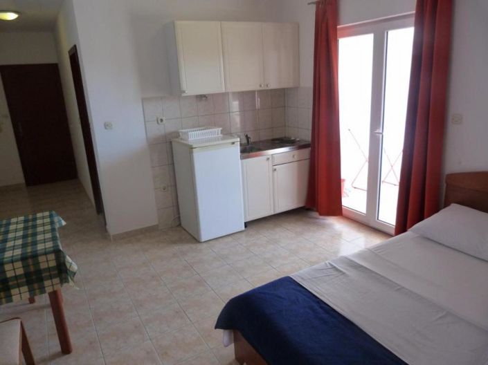 Image No.7-20 Bed Property for sale