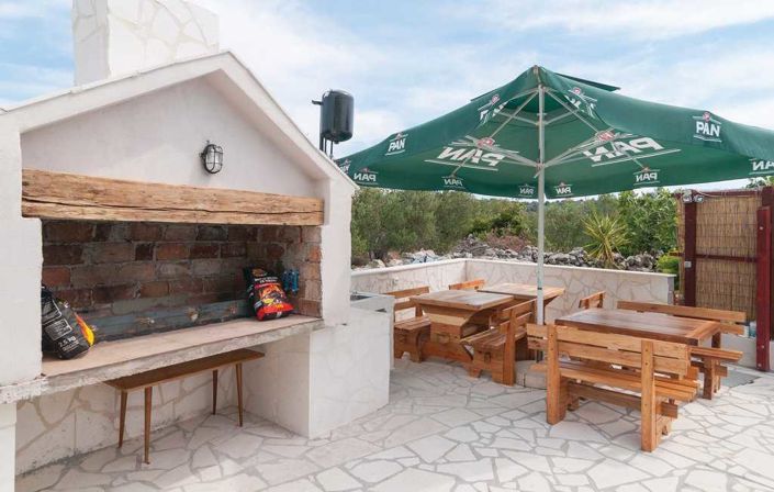 Image No.11-6 Bed Property for sale