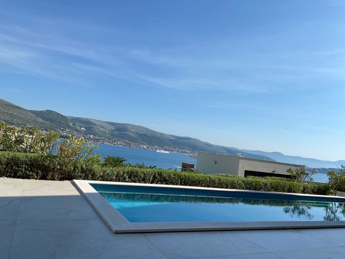 Image No.7-4 Bed Property for sale