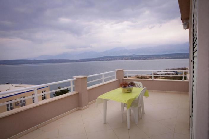 Image No.20-7 Bed Property for sale