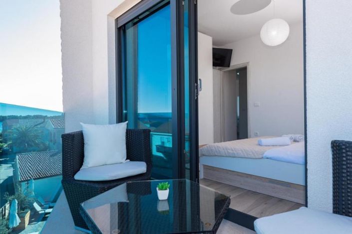 Image No.12-Propriété de 12 chambres à vendre à Vir