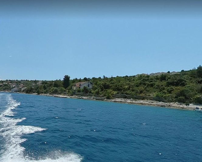 Image No.6-6 Bed Property for sale