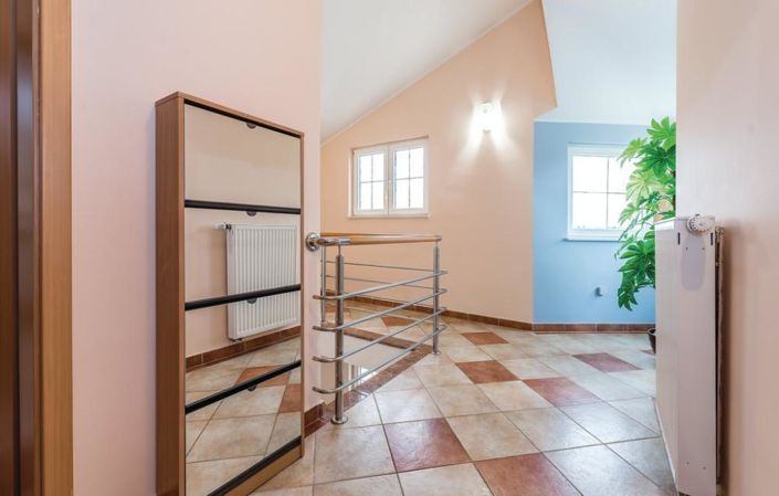 Image No.20-4 Bed Property for sale