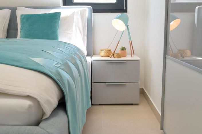 Image No.17-4 Bed Property for sale