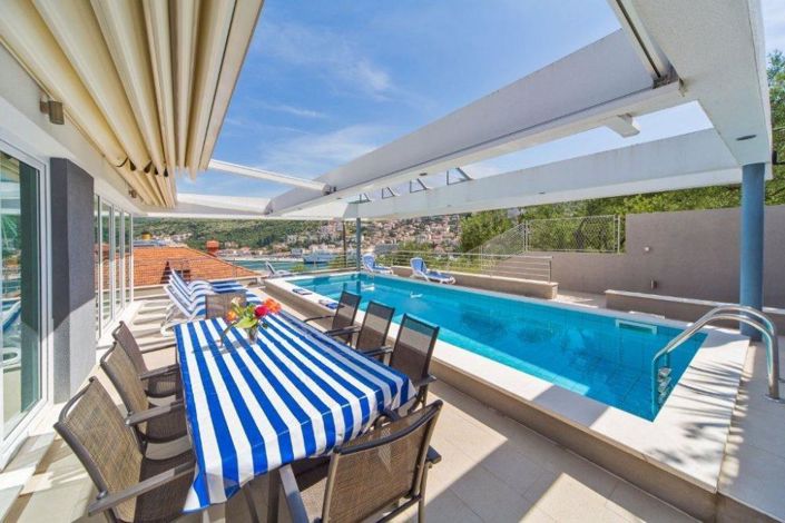 Image No.1-Propriété de 4 chambres à vendre à Dubrovnik