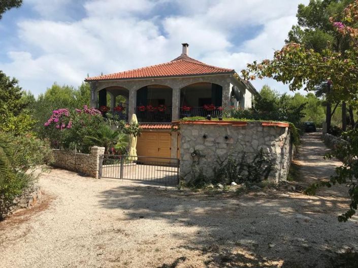 Image No.1-Propriété de 4 chambres à vendre à Brac