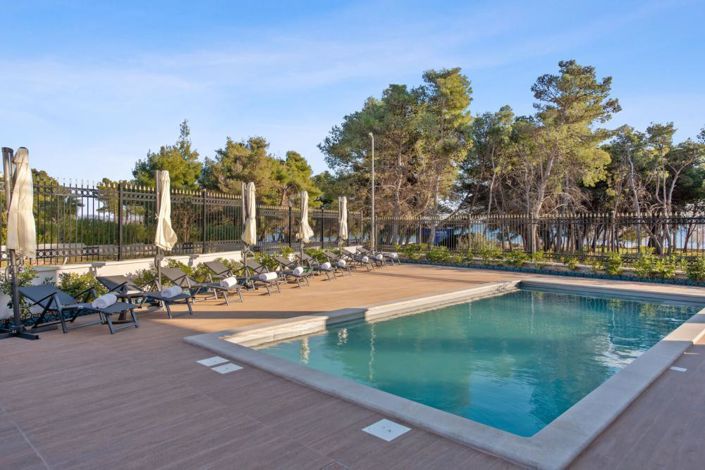 Image No.1-Propriété de 5 chambres à vendre à Vodice