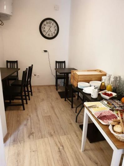 Image No.13-4 Bed Property for sale