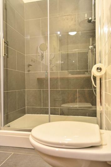 Image No.17-4 Bed Property for sale