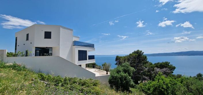 Image No.6-Propriété de 5 chambres à vendre à Brela