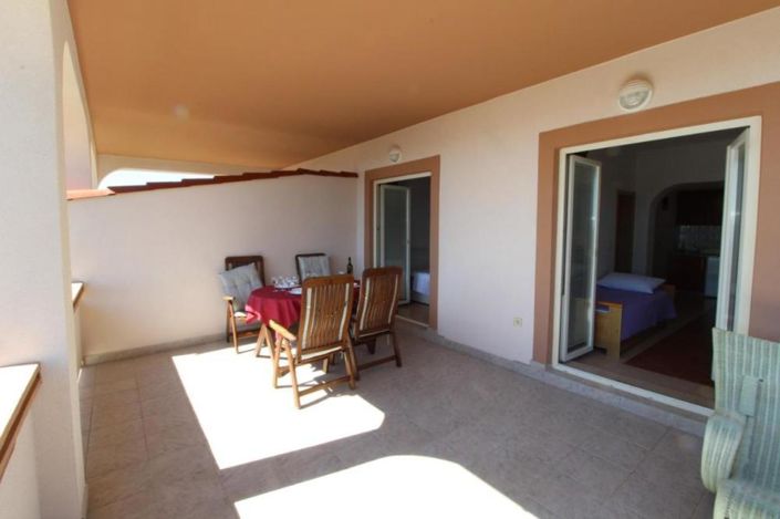 Image No.11-12 Bed Property for sale