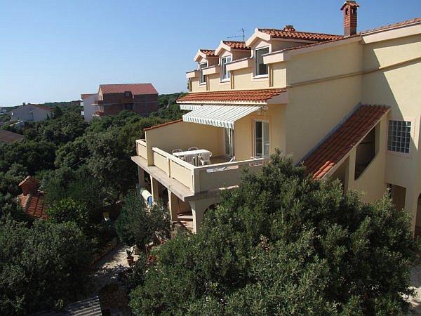 Image No.2-12 Bed Property for sale