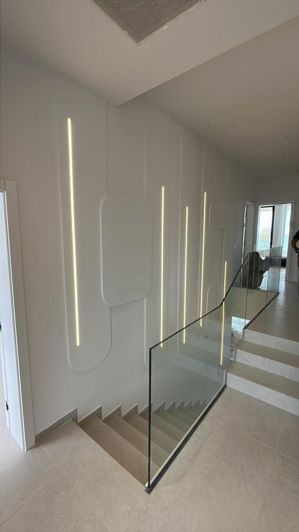 Image No.20-4 Bed Property for sale