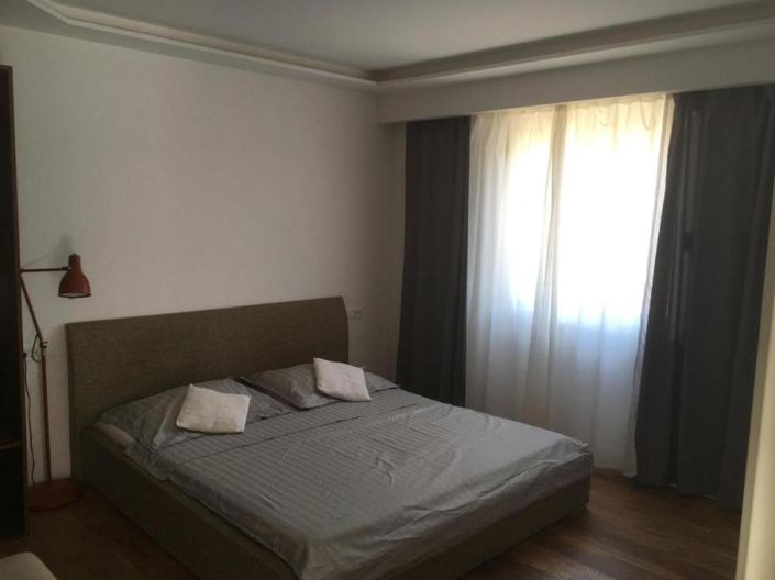 Image No.11-5 Bed Property for sale