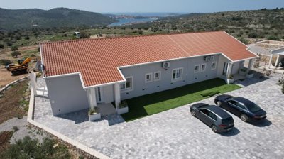 1 - Rogoznica, Property