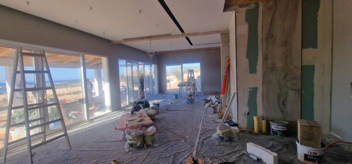 Image No.10-6 Bed Property for sale