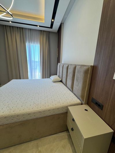 Image No.23-6 Bed Property for sale