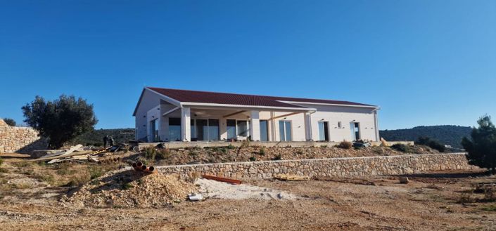 Image No.3-6 Bed Property for sale