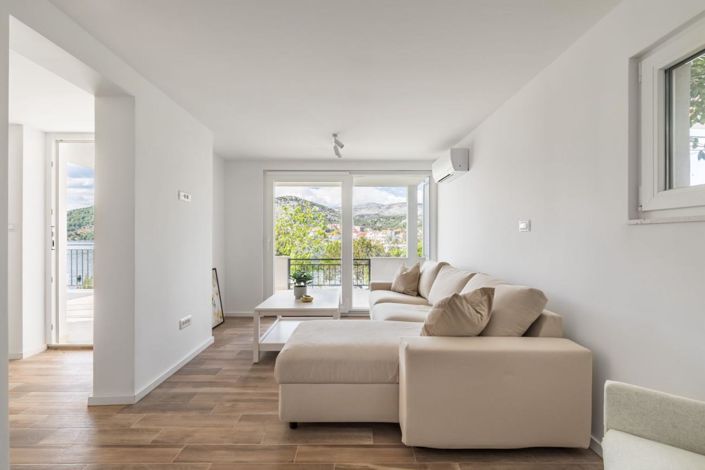 Image No.20-Propriété de 6 chambres à vendre à Trogir