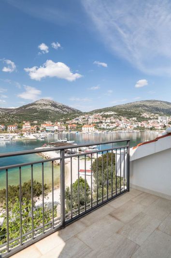 Image No.21-Propriété de 6 chambres à vendre à Trogir