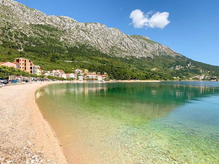 Image No.20-7 Bed Property for sale