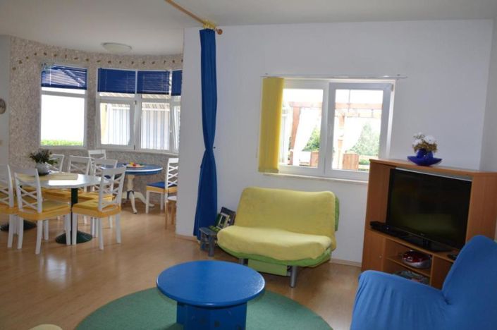 Image No.23-7 Bed Property for sale