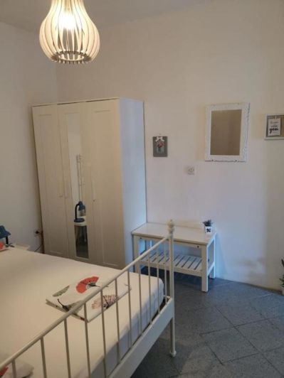 Image No.16-10 Bed Property for sale