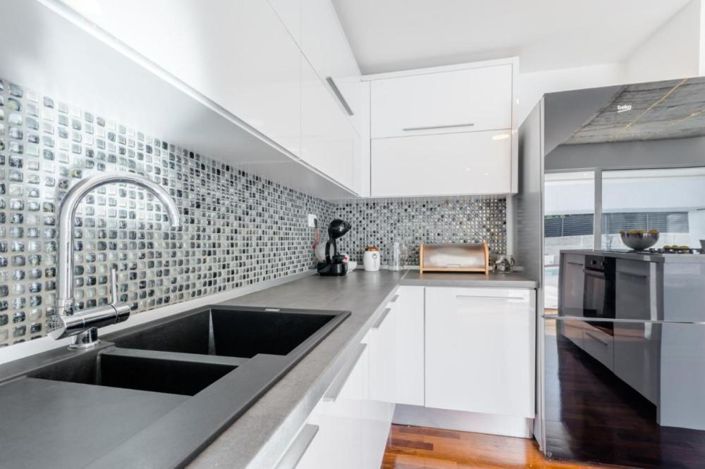 Image No.15-4 Bed Property for sale