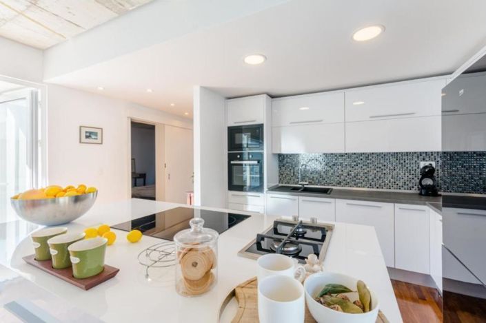 Image No.16-4 Bed Property for sale