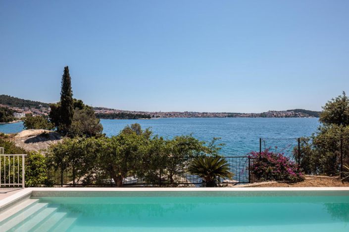 Image No.6-5 Bed Property for sale