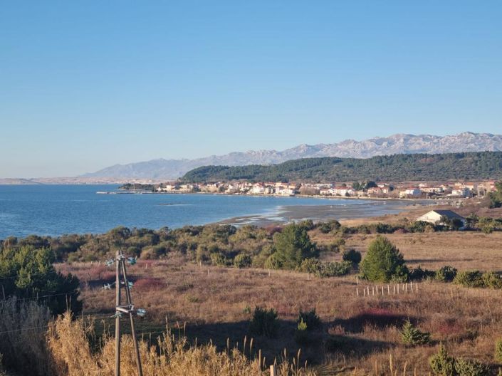 Image No.20-4 Bed Property for sale