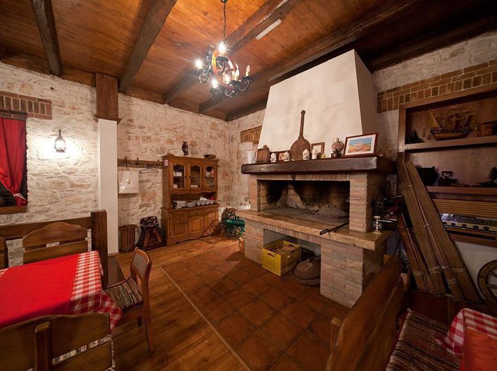 Image No.21-4 Bed Property for sale