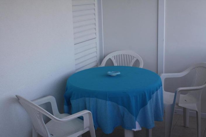 Image No.14-9 Bed Property for sale