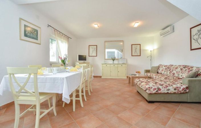 Image No.19-4 Bed Property for sale