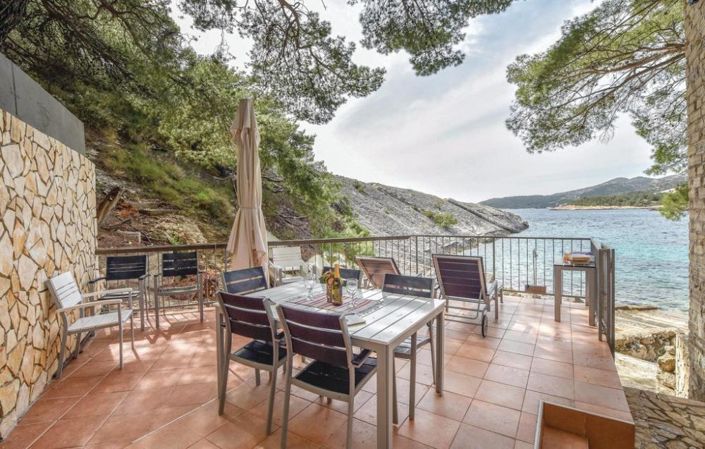 Image No.8-4 Bed Property for sale