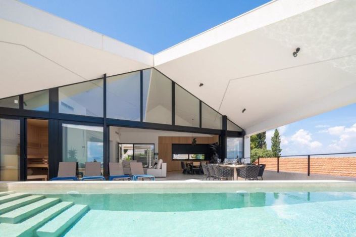 Image No.8-Propriété de 4 chambres à vendre à Brac