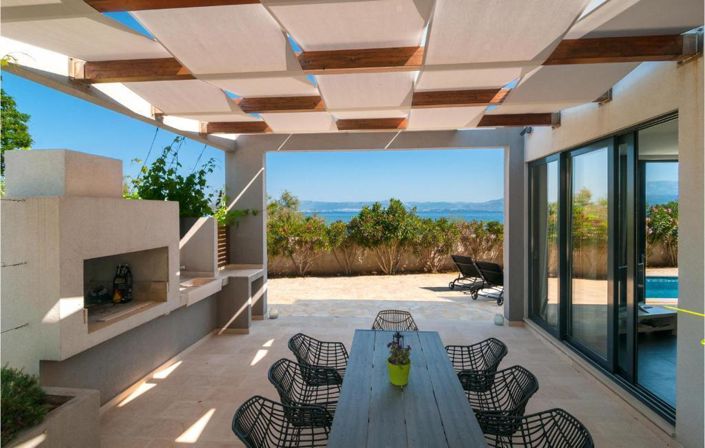 Image No.14-2 Bed Property for sale