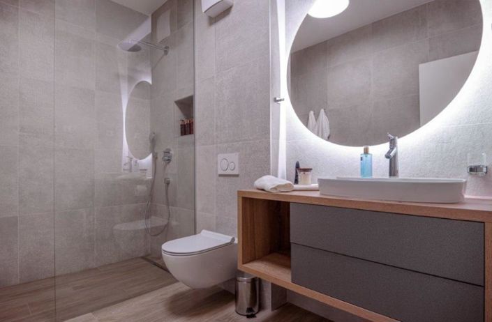 Image No.19-4 Bed Property for sale