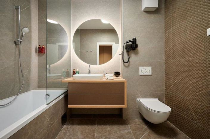 Image No.25-4 Bed Property for sale