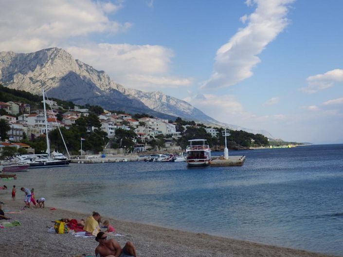 Image No.8-5 Bed Property for sale