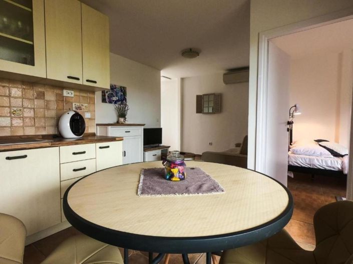 Image No.13-7 Bed Property for sale