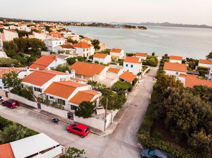 Image No.3-7 Bed Property for sale